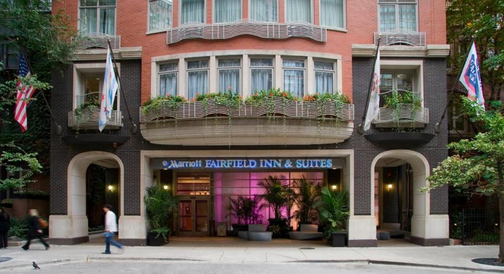 Fairfield Inn and Suites Chicago Downtown/ Magnificent Mile Main image 1